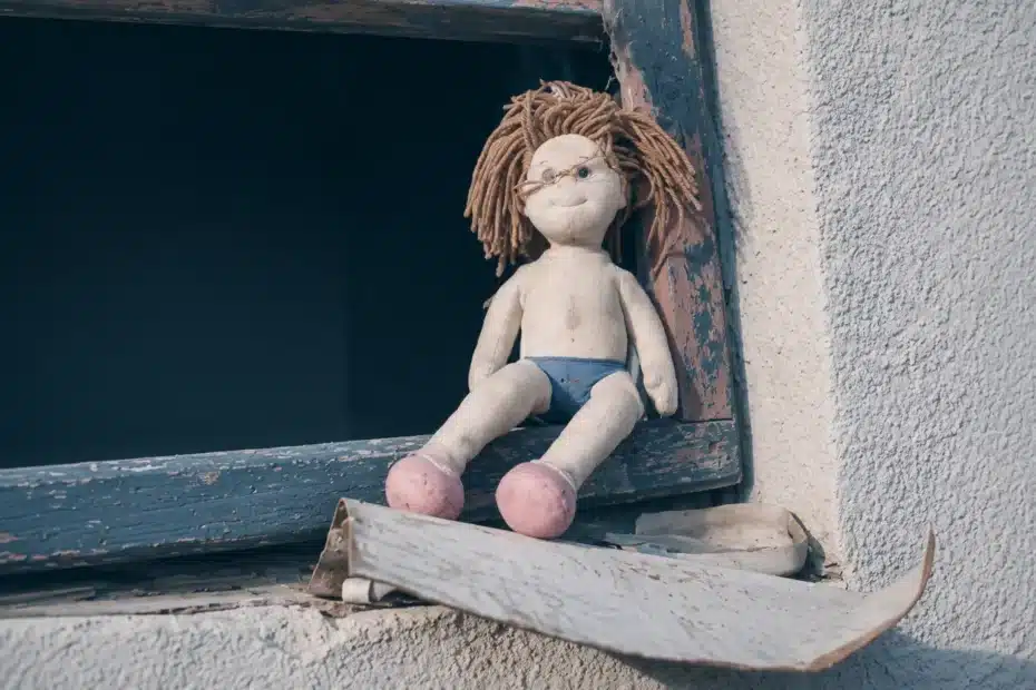 Emotionale Verlassenheit in der Kindheit – Symbolbild für Einsamkeit, Bindungstrauma und frühe seelische Verletzungen