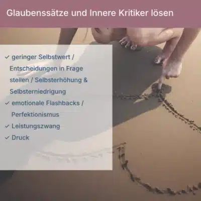glaubenssaetze-innere-kritiker-loesen-autonomie-aufstellung Person zieht eine Linie in den Sand – mit Begriffen wie Perfektionismus, geringer Selbstwert und emotionale Flashbacks